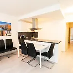 204 Paris 59m2 4-8 Pers Extr Bedroom * Klagenfurt am Woerthersee
