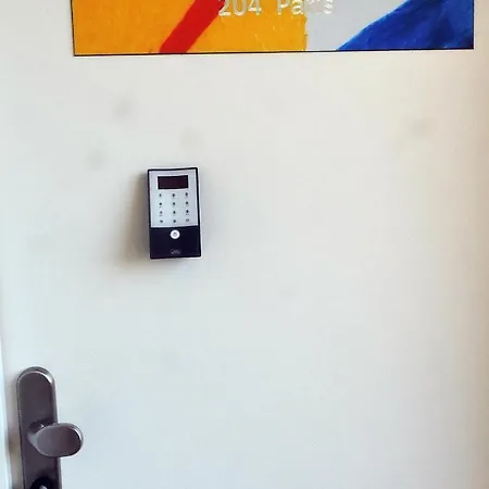 204 Paris 59m2 4-8 Pers Extr Bedroom *