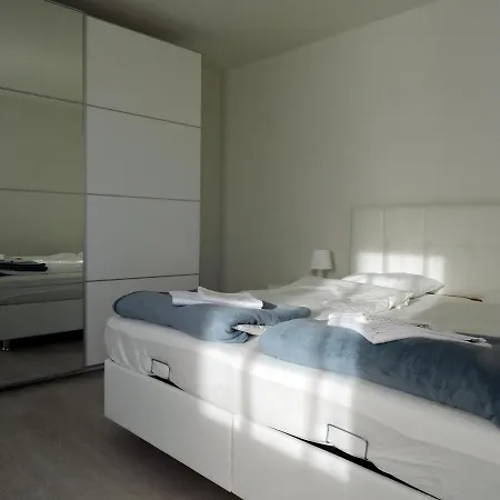 204 Paris 59m2 4-8 Pers Extr Bedroom Klagenfurt am Woerthersee