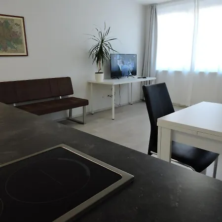 204 Paris 59m2 4-8 Pers Extr Bedroom Klagenfurt am Woerthersee
