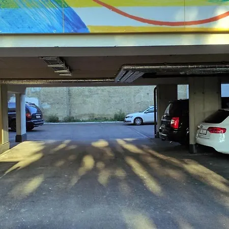 شقة 204 Paris 59m2 4-8 Pers Extr Bedroom كلاغنفورت