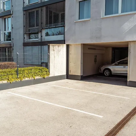 204 Paris 59m2 4-8 Pers Extr Bedroom Klagenfurt am Woerthersee