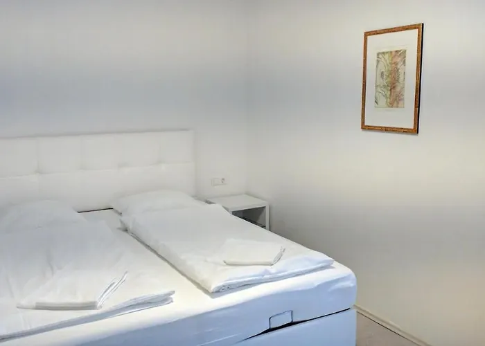 דירה 204 Paris 59m2 4-8 Pers Extr Bedroom