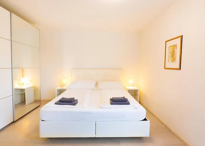 204 Paris 59m2 4-8 Pers Extr Bedroom דירה קלגנפורט