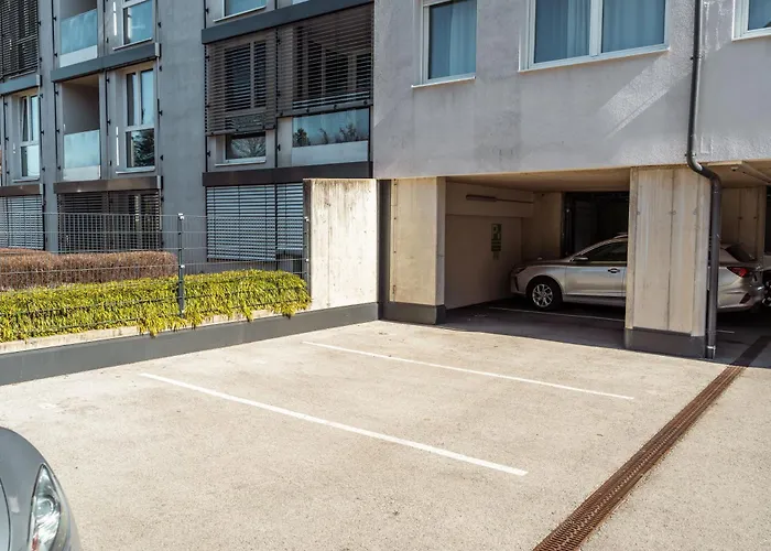 204 Paris 59m2 4-8 Pers Extr Bedroom קלגנפורט